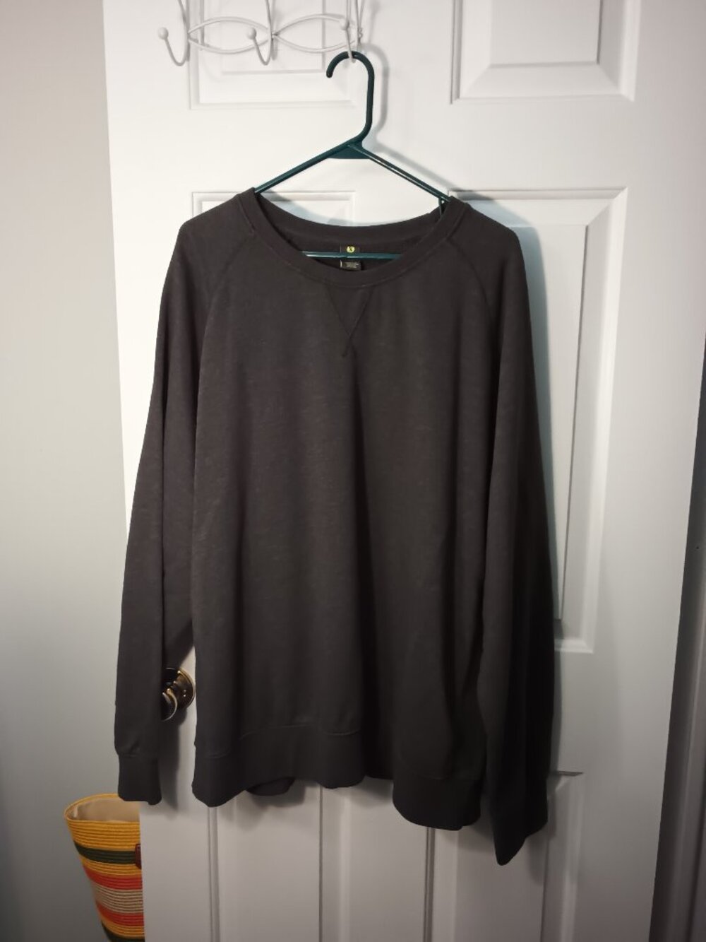 Xersion Men's Charcoal Gray Crewneck Sweatshirt